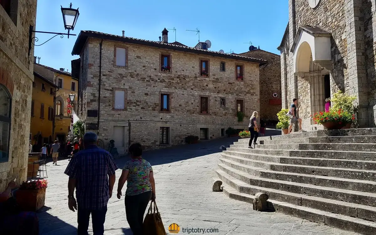 Borghi del Chianti da visitare - Castellina in Chianti centro storico - medieval villages in Tuscany