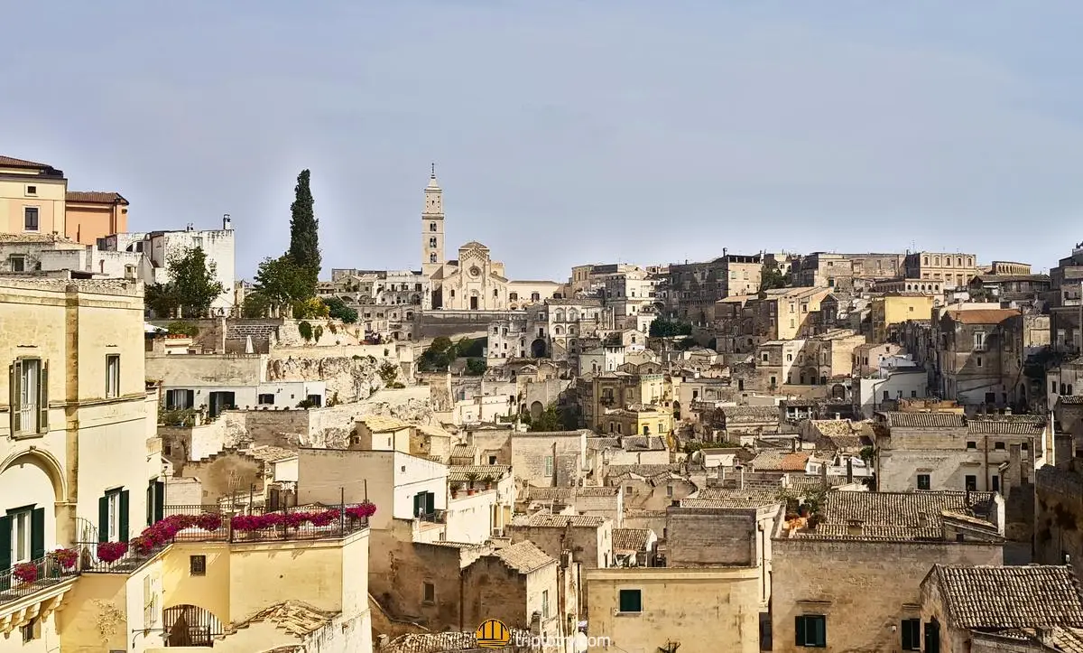 Visitare Matera 7 consigli utili - vedere Matera con una visita guidata - vista sui sassi di Matera - Matera Italy