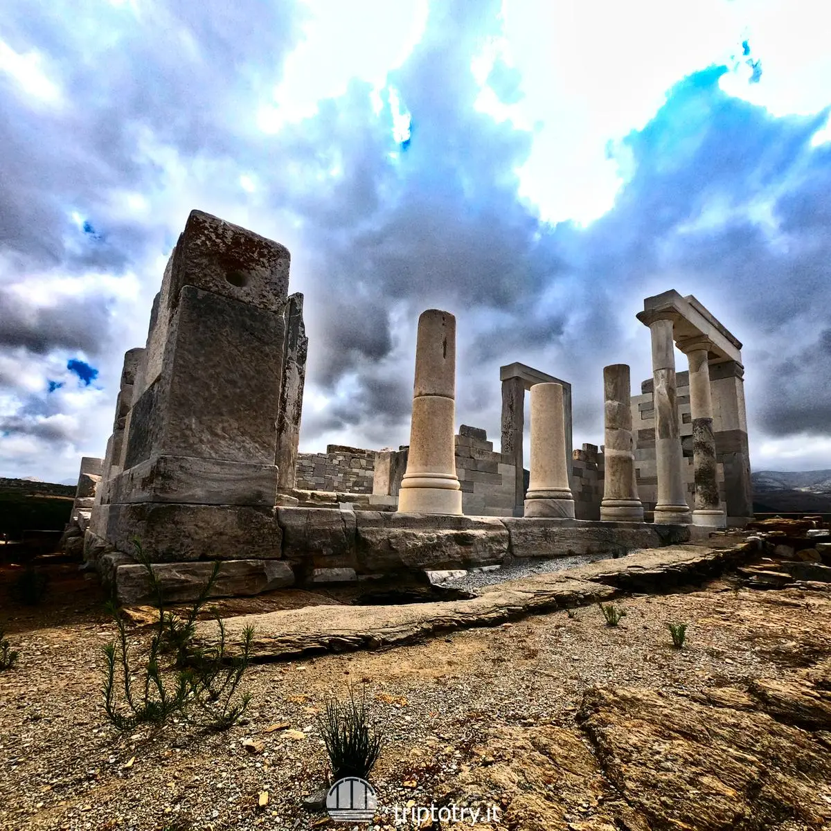 Cosa vedere a Naxos - I resti del tempio greco di Demetra nell'entroterra di Naxos