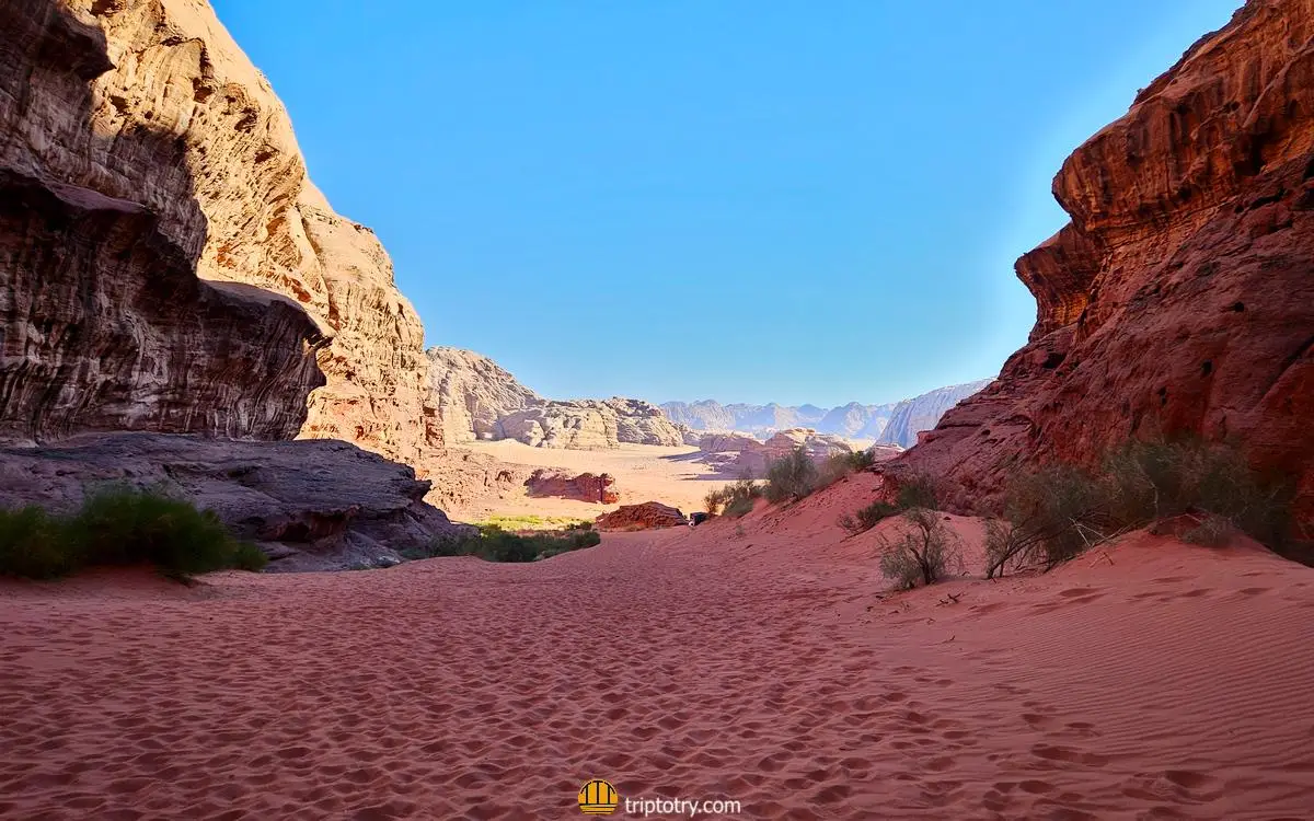 Itinerario di 4 giorni in Giordania: Red Canyon nel deserto del Wadi Rum in Giordania