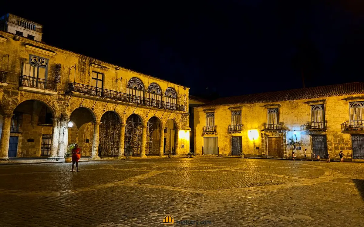 Itinerario di 10 giorni a Cuba: Plaza de la Catedral all'Avana Vieja