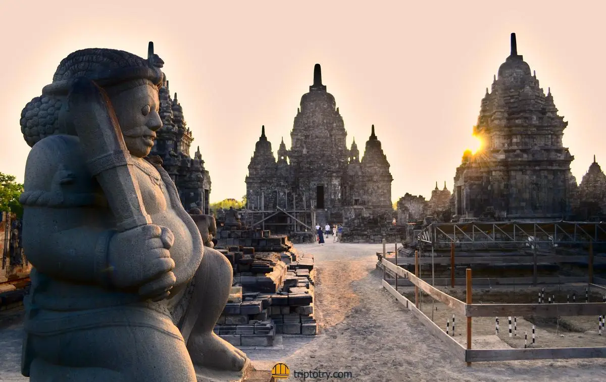 Tempio di Prambanan - il tempio di Sewu nel complesso templare di Prambanan a Yogyakarta